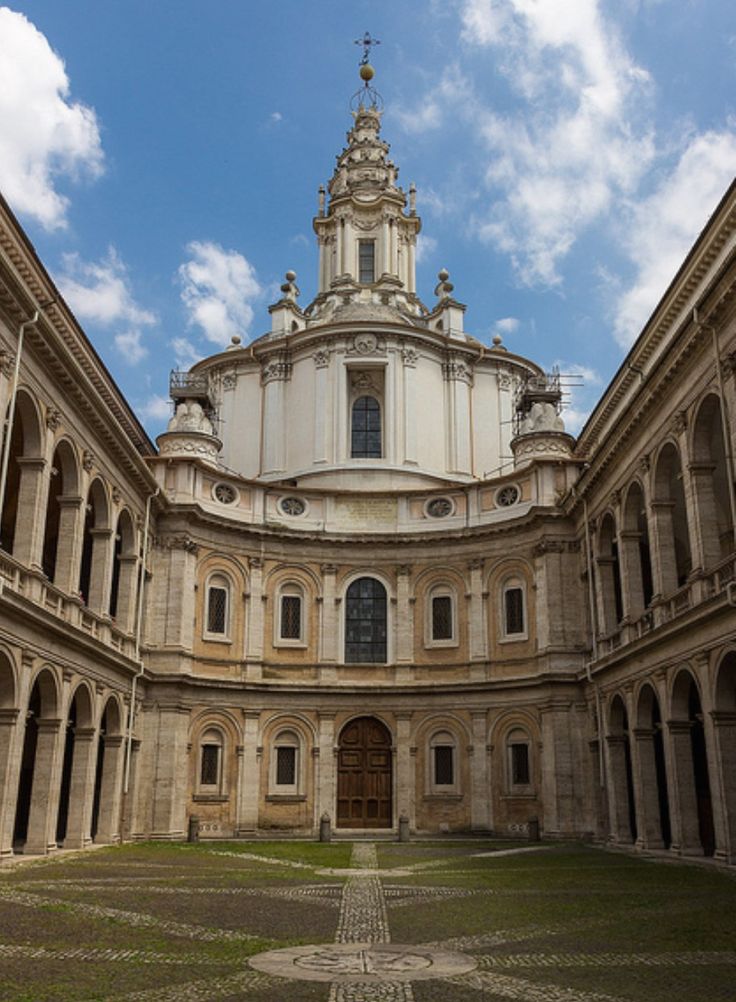 An image of the university Roma Sapienza situated in Rome, Italy